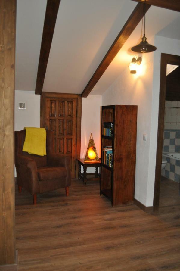 Casa 5 Canos Holiday home Sotillo de la Adrada