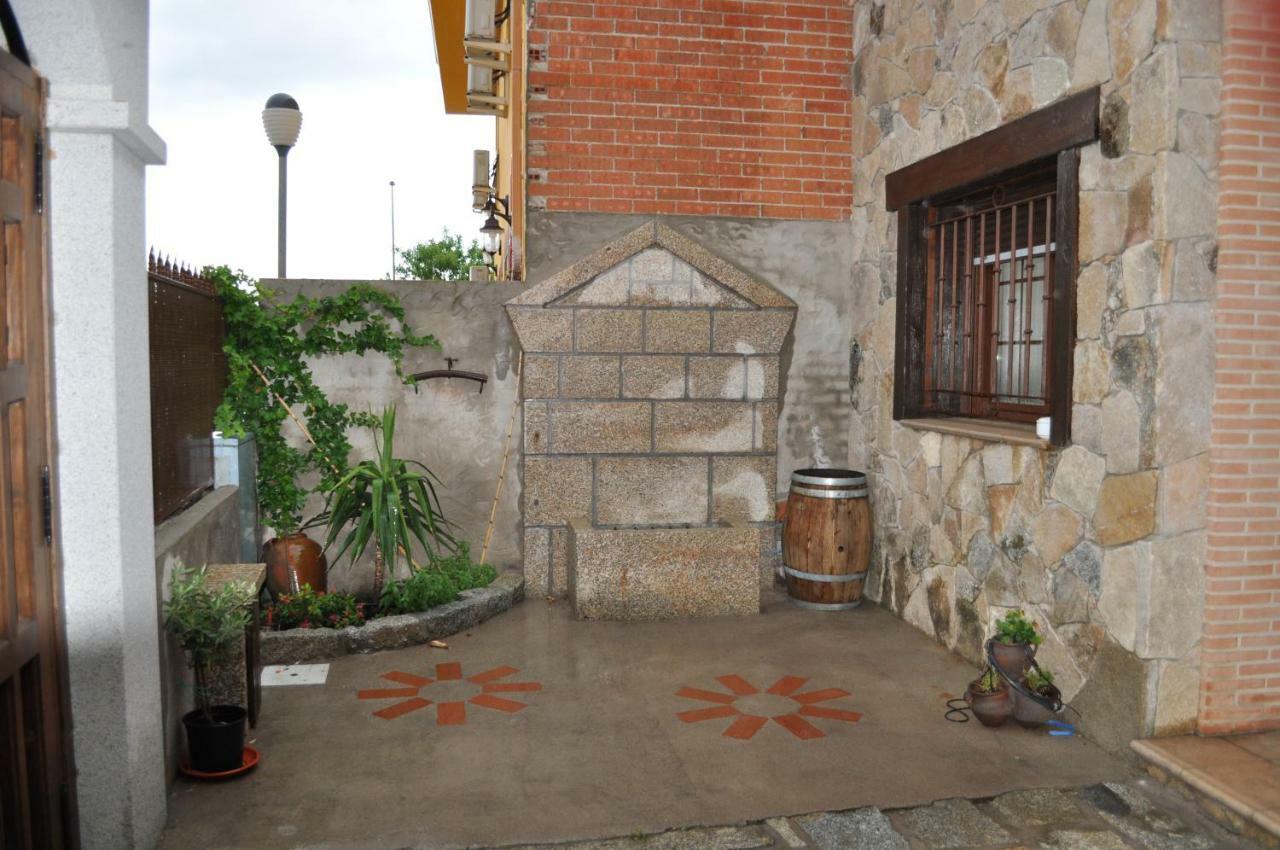 Holiday home Casa 5 Canos Sotillo de la Adrada